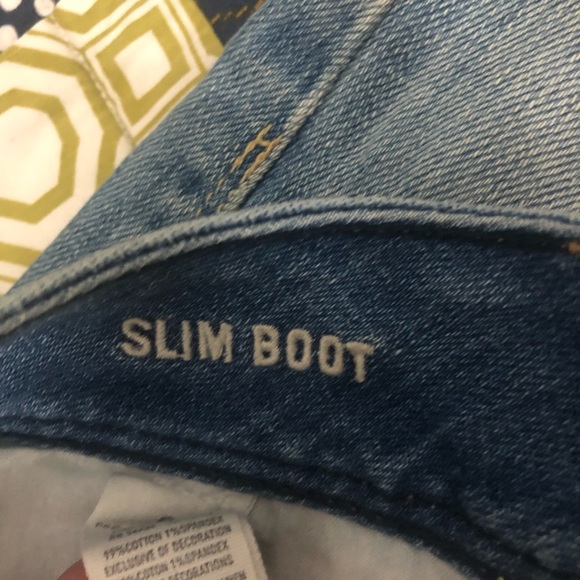 AE distressed slim boot cut jeans! 0 - Picture 8 of 10